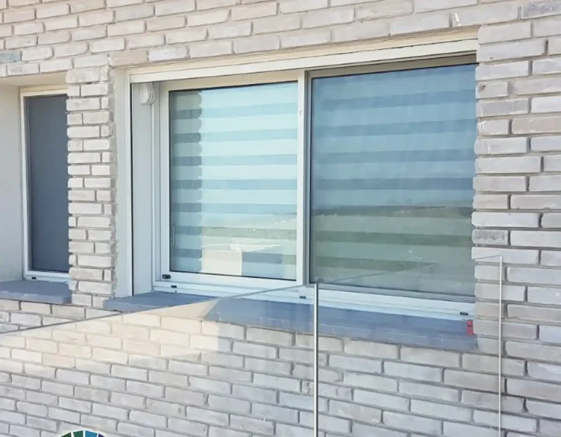 בריק רטרו אפור בית פרטי בצפון_אבני יסוד