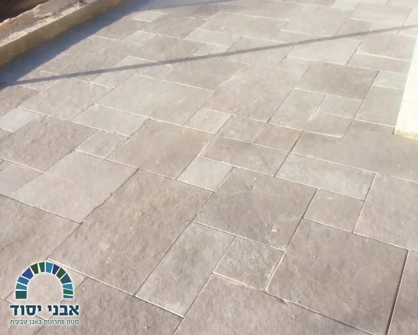 ריצוף חוץ בזלת-1_אבני יסוד