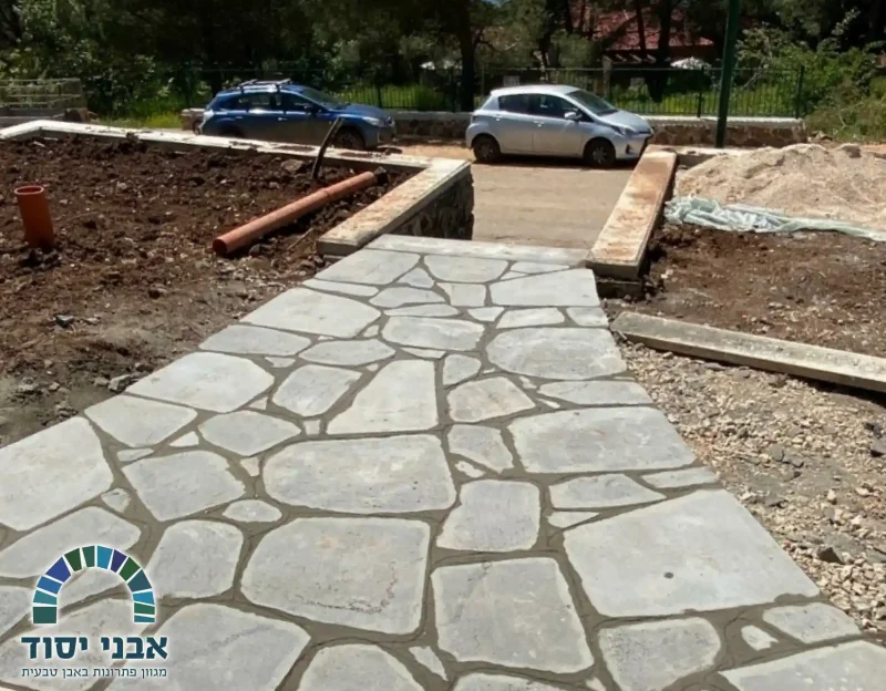 ריצוף חוץ בזלת-3_אבני יסוד